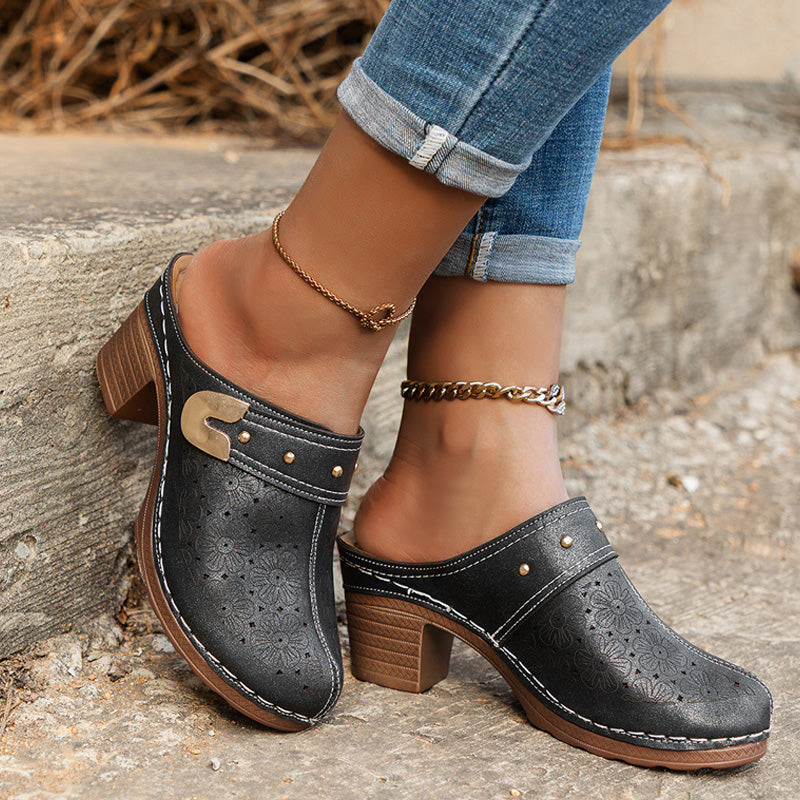 Tjock Klack Slip-On Sandaler med Täckt Tå