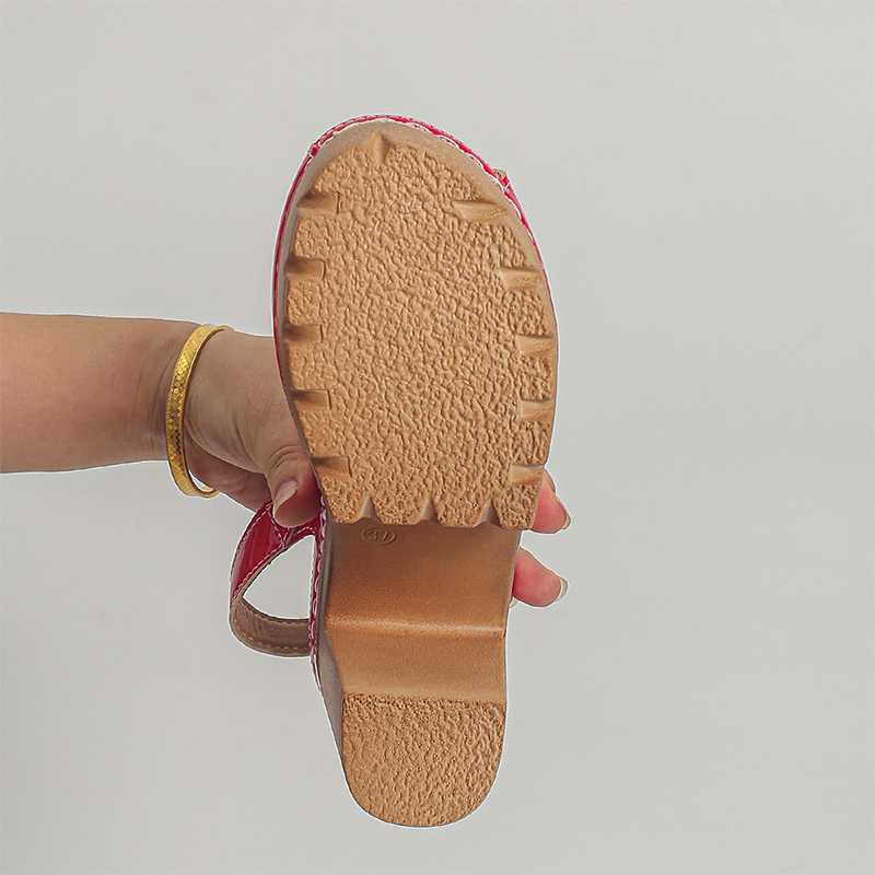 👡 50% RABATT! ✨ Elegant Peep-Toe Spänne Hälade Sandaler – Stilren Design, Bekväm Klack 🌸