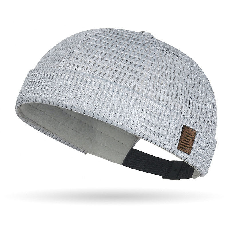 🧢 40% RABATT NU!Köp 1 Få 1 gratis🌬️ Lättvikt Andningsbar Mesh Brimless Cap – Retro Docker Style, Justerbar & Ultralätt – Sval Komfort ✨