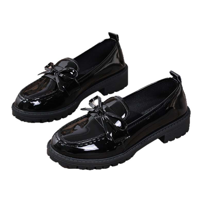 👞 50% RABATT NU! ✨ Loafers med rosett i lackläder för damer – Glansigt & Elegant – Stabil klack & Bequem 🎀