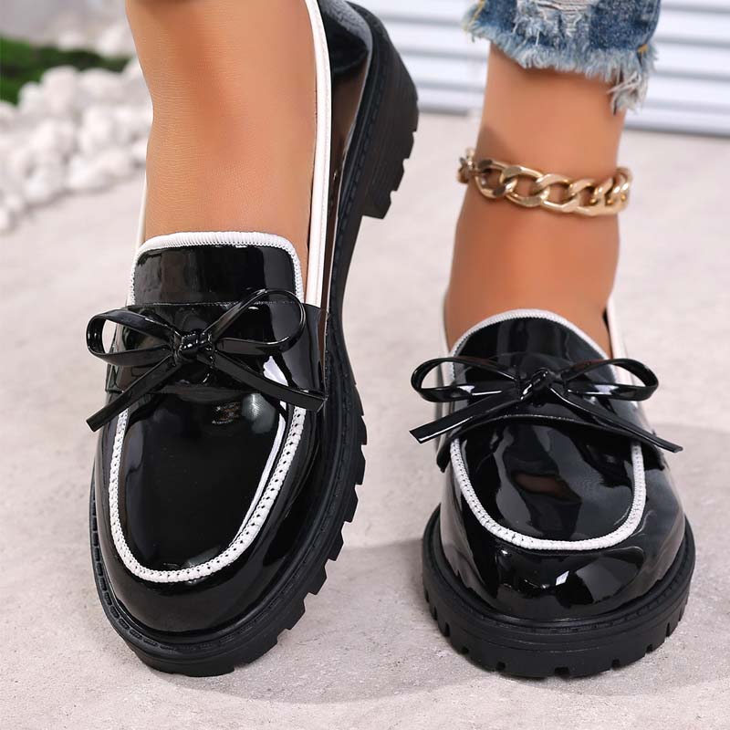 👞 50% RABATT NU! ✨ Loafers med rosett i lackläder för damer – Glansigt & Elegant – Stabil klack & Bequem 🎀