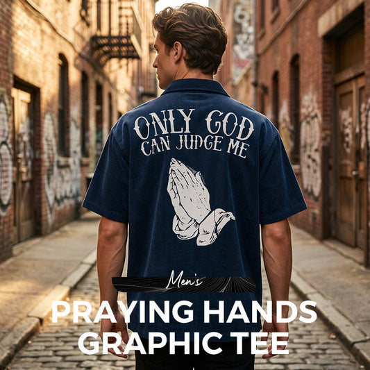 🙏 T-shirt med motiv av en man som ber med händerna ihop ✨