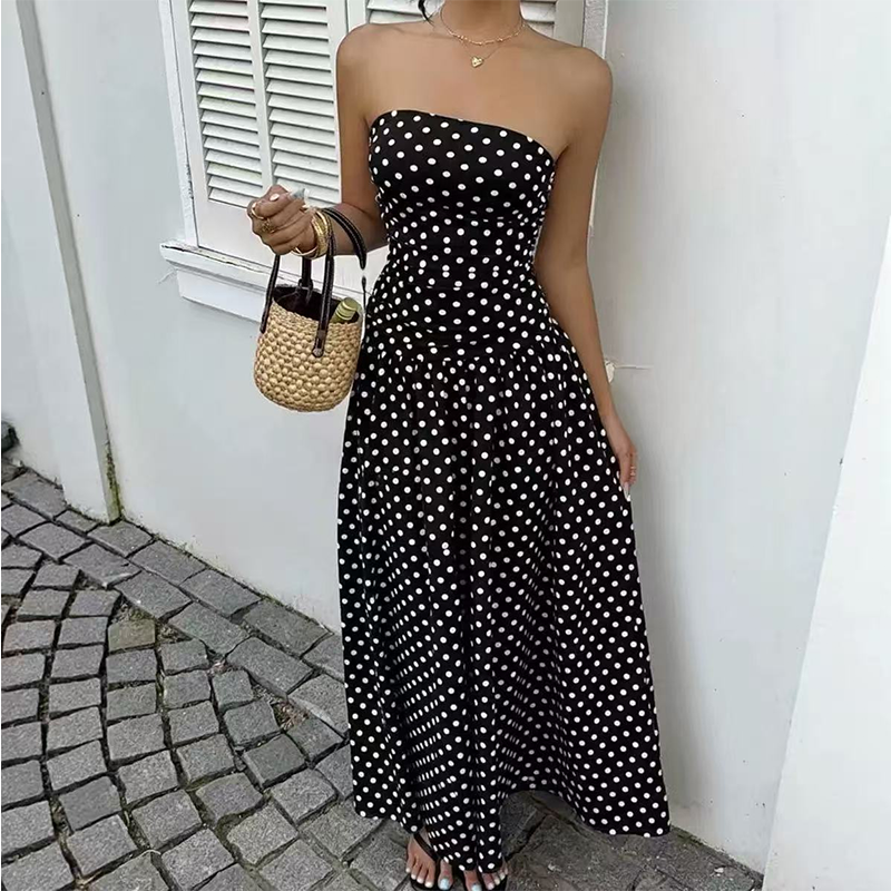 🎉 Rea 2026 – Över 46 000 sålda!💞 Off-shoulder-klänning med prickmönster för damer – tidlös charm möter modern elegans 🌸