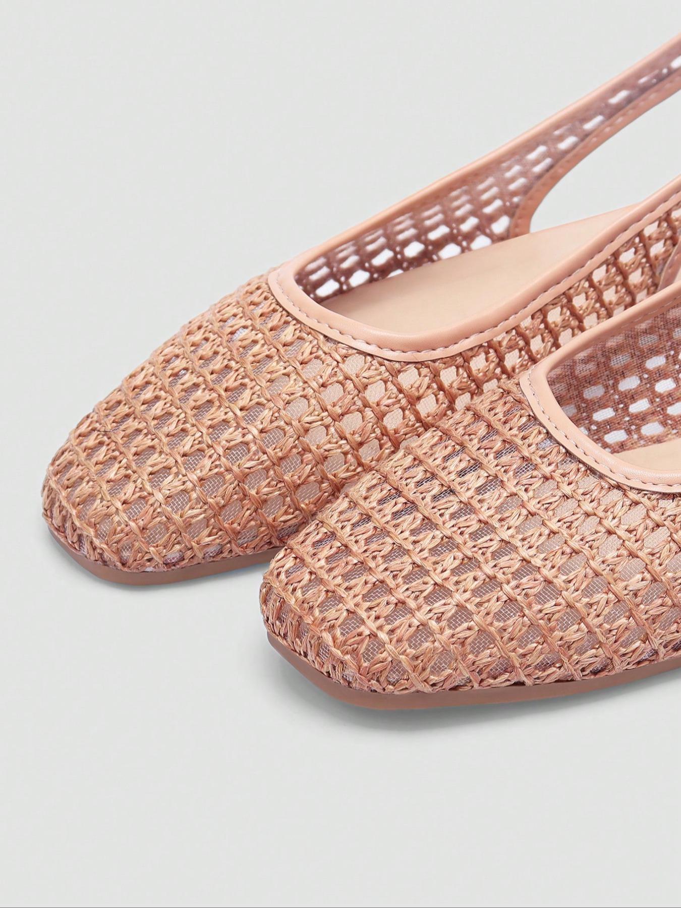 👡Nyheter 50 % rabatt🌸 Vävda slingback-sandaler för dam – 50 % rabatt! Snygga vävda detaljer, elegant slingback-modell, bekväm platt sula – perfekta både till jobbet och på helgen. 🔥✨