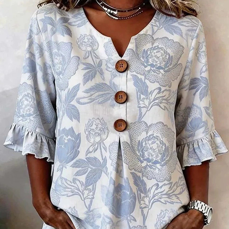 👚 Sommarblus för damer med blommönster och volangärmar — Lätt blus med V-ringning och kaskadvolanger