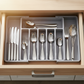 🍽️50 % RABATT🍴Uttrekkbar bestikkurganiserer, praktisk oppbevaring av kjøkkenredskaper🗄️